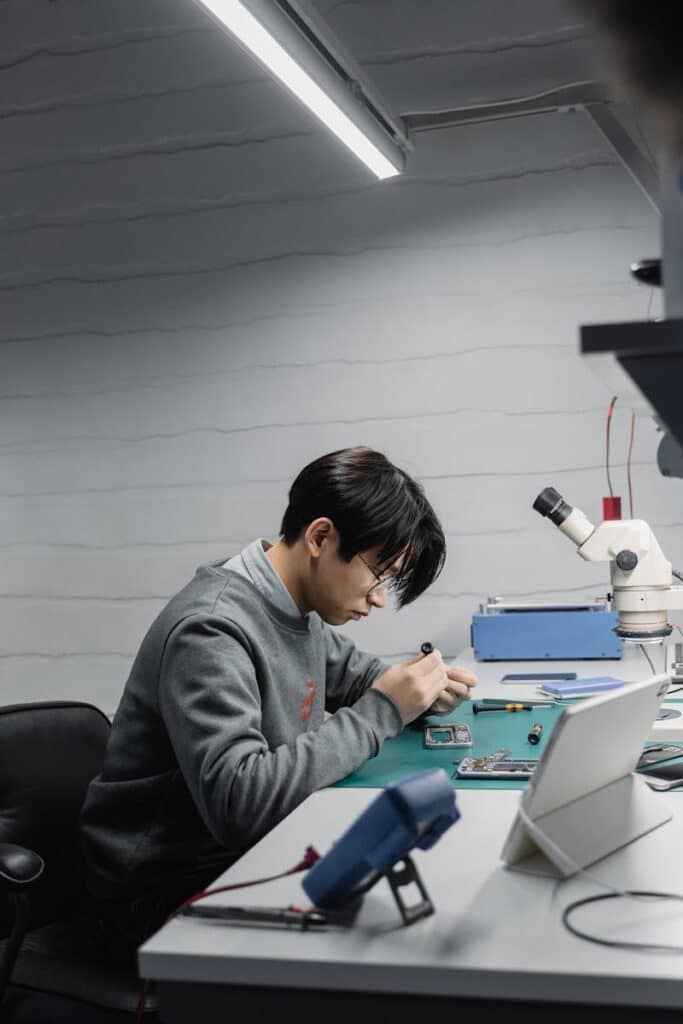 Training course Verification and design flow of digital and mixed-signal chips Chipsc2.lt